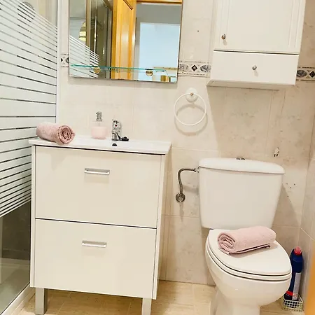 Diego, Wybrzeze Costa Blanca, Hiszpania, Z Placem Zabaw, Basenem, Grilem I Kortem Do Koszykowki Apartment Torrevieja